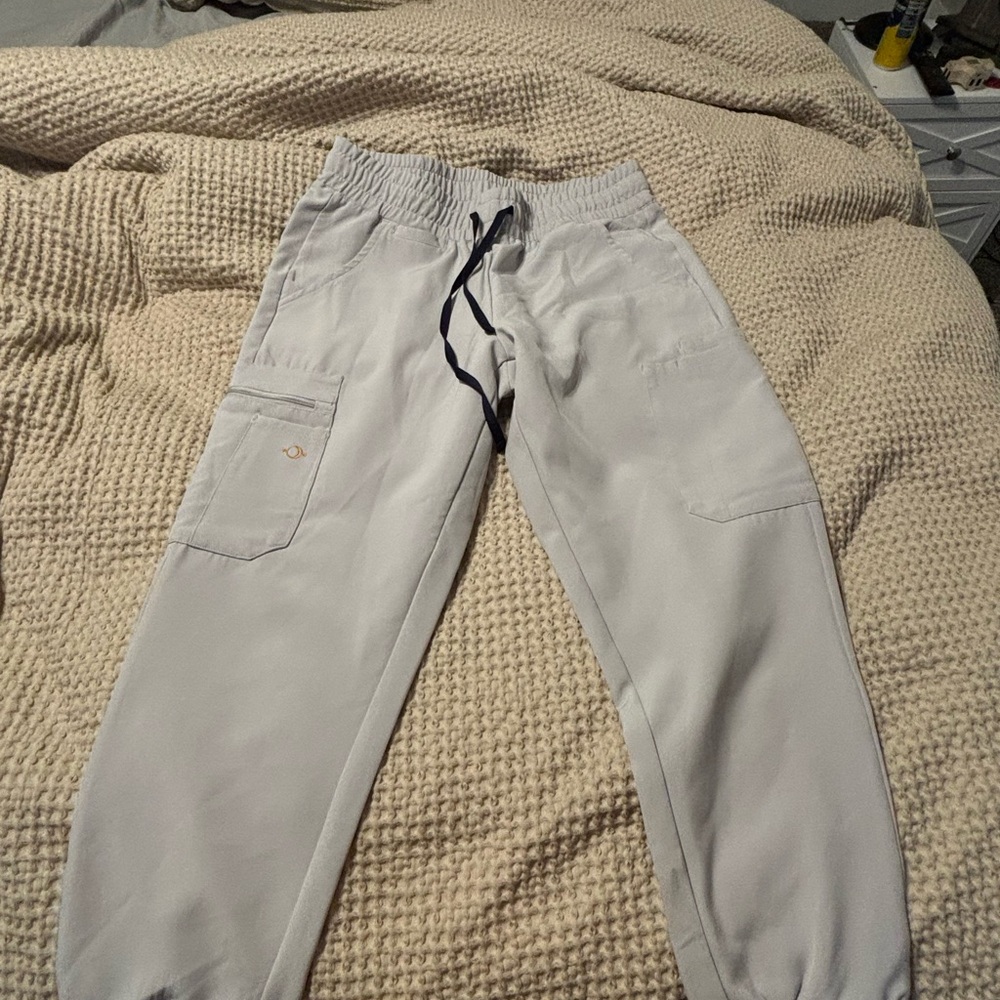 Men's Gray Jogger Pants